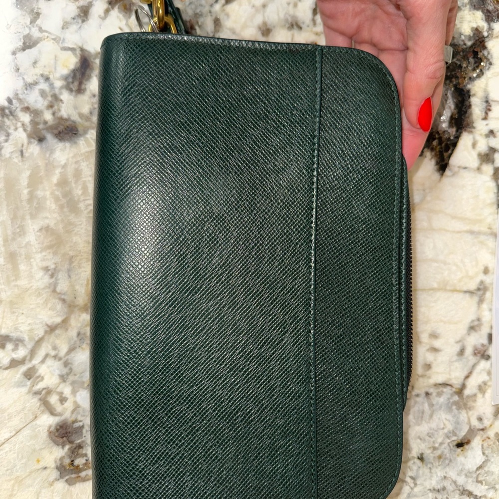 Louis Vuitton Green Taiga Leather Baikal Clutch Wrislet - Picture 6 of 6
